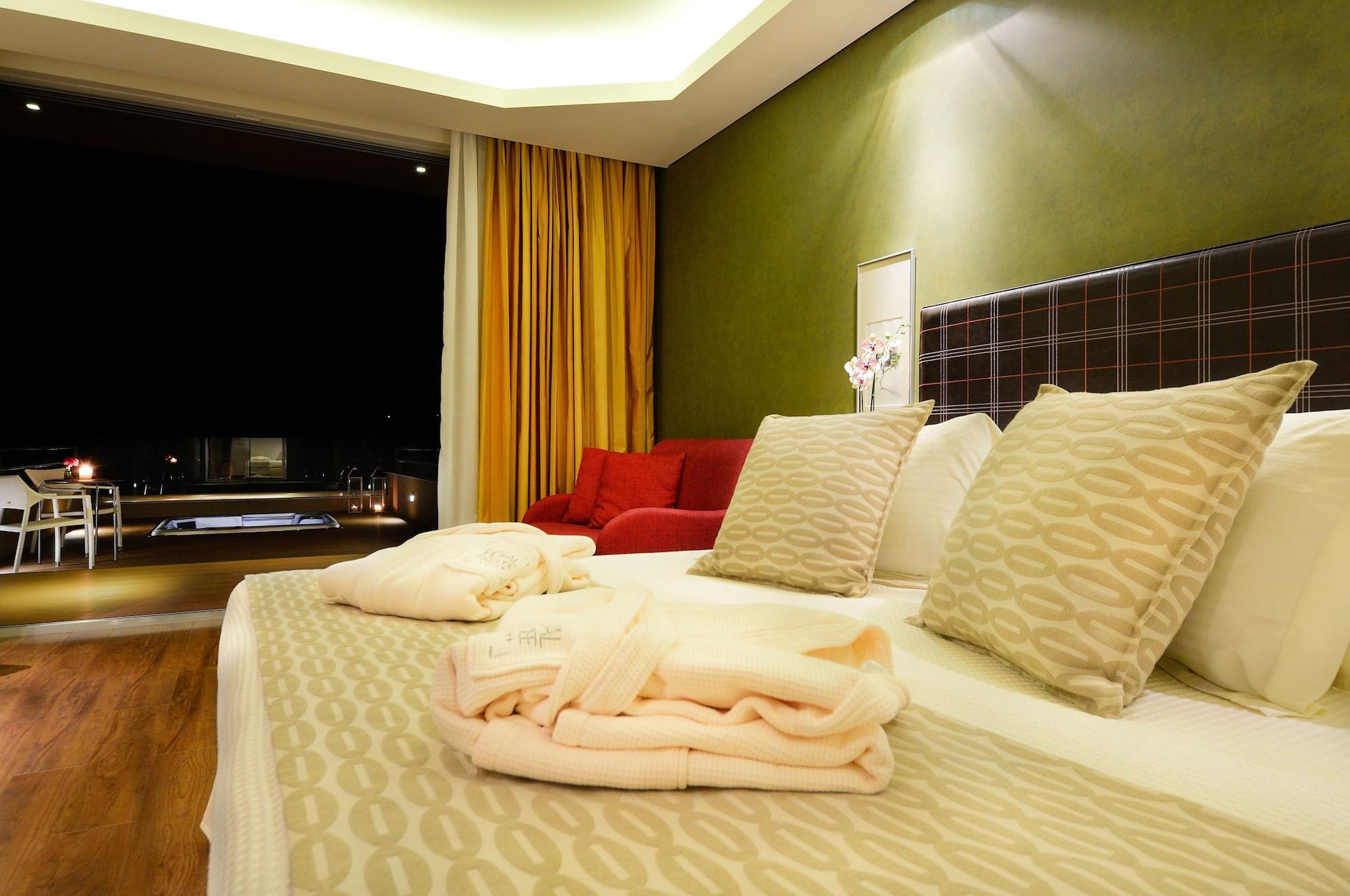 Курортный комплекс Royal Paradise & 5*