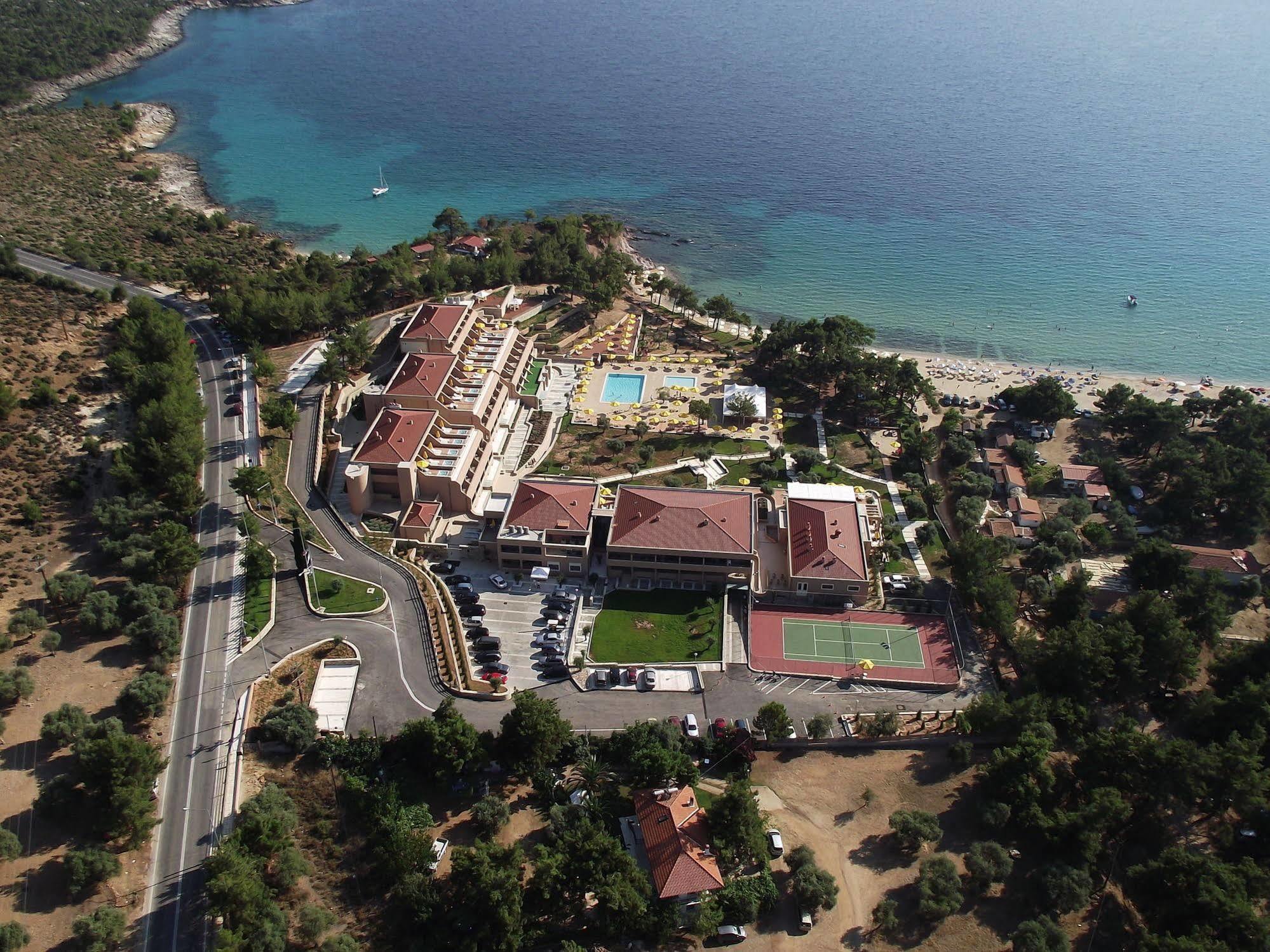 Royal Paradise & 5* Потос